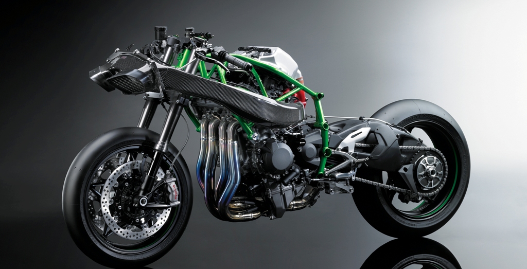 La Kawasaki H2R vanta telaio a traliccio ed un peso ridotto
