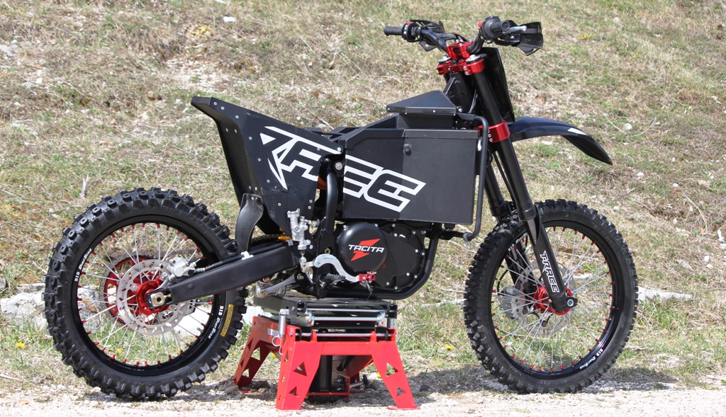 TACITA T-RE, prima vera ENDURO ELETTRICA