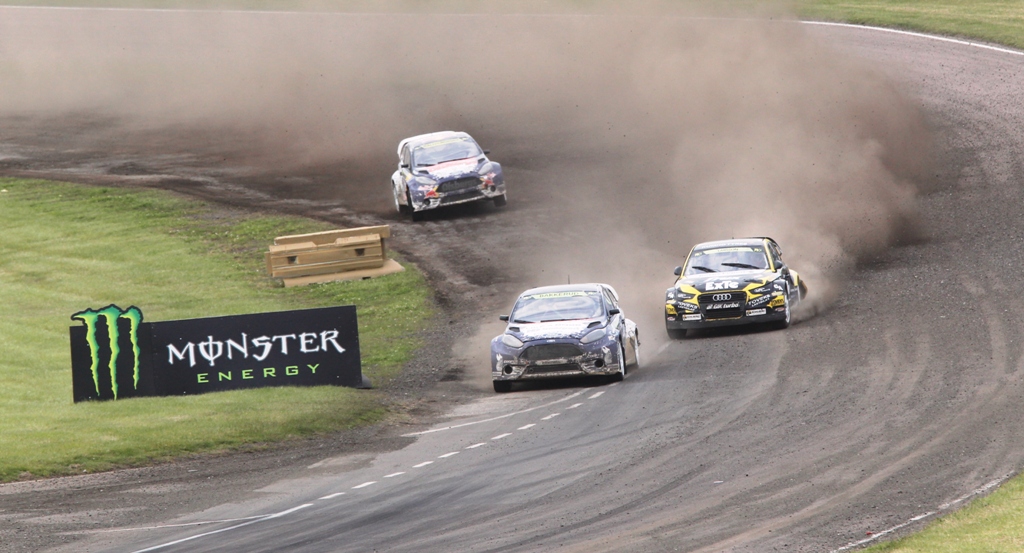 Andreas Bakkerud vince la gara di Lydden del FIA Rallycross