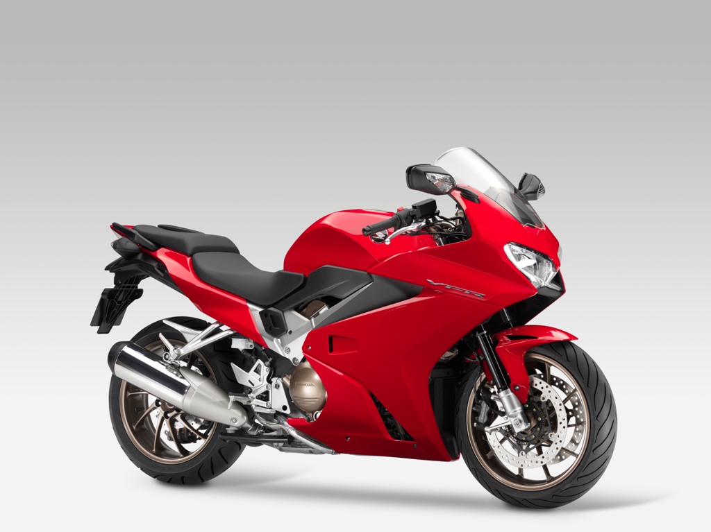 La nuova VFR800f 2014, con sella doppia