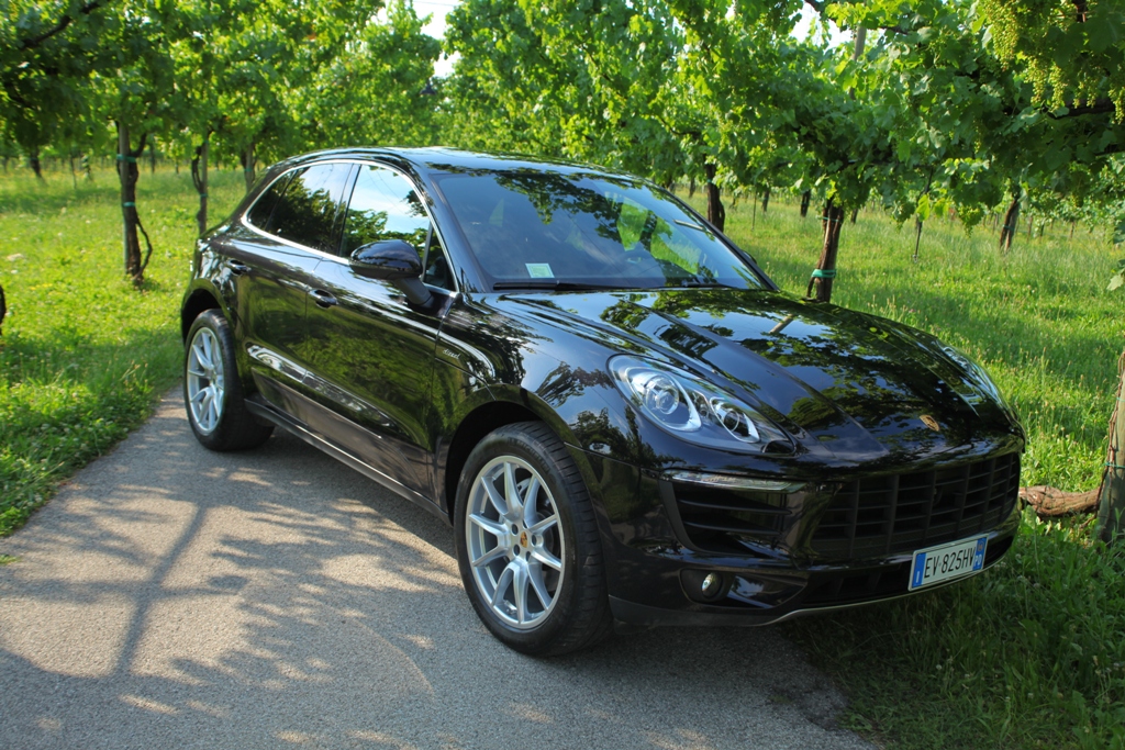 Macan 2014, stile inconfondibile e richiamo al passato