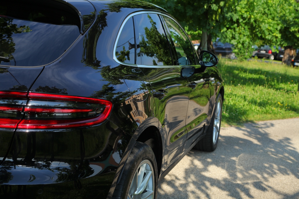 Le fiancate di Macan ricordano stile del passato Porsche