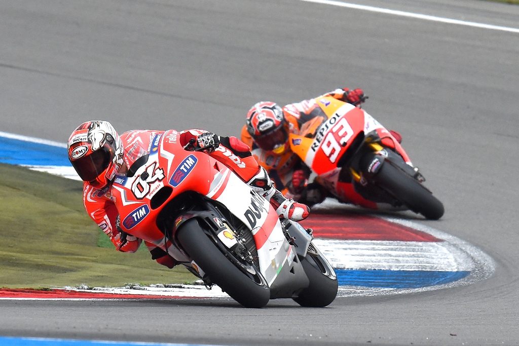 Lotta aperta di Andrea Dovizioso con Marquez