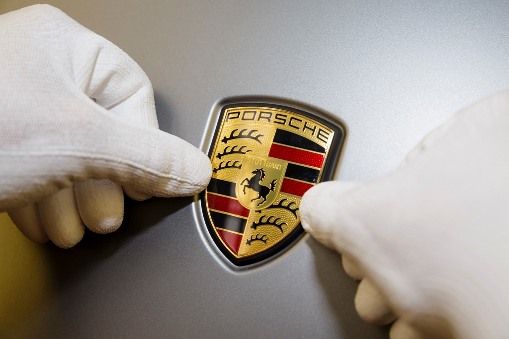 L'ultima operazione per entrare nel mondo Porsche Macan