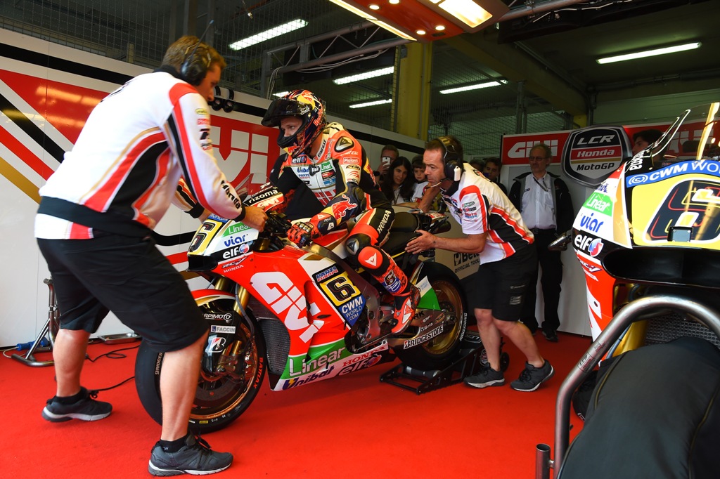 Terzo tempo per Stefan Bradl del Team LCR di Lucio Cecchinello Terzo tempo per Stefan Bradl del Team LCR di Lucio Cecchinello