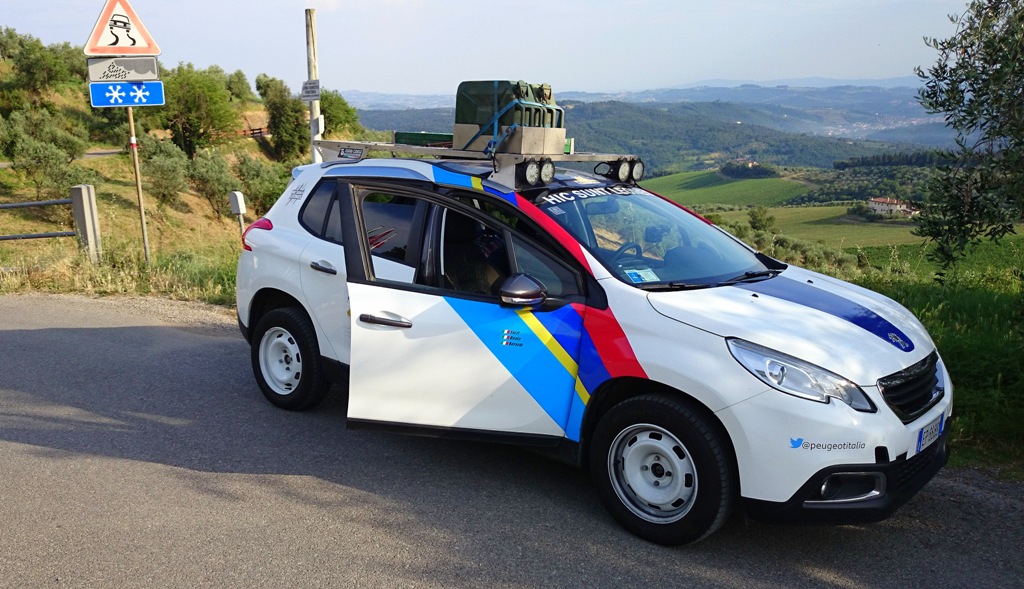 Un'altra faccia all'insegna dell'avventurosa con Peugeot 2008