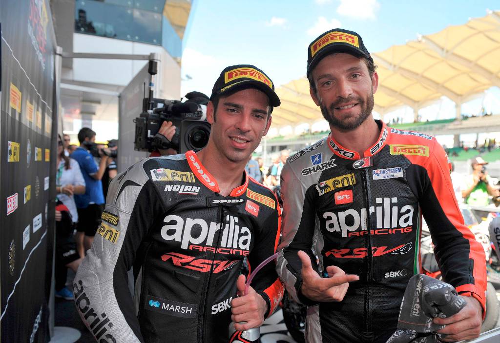 Melandri e Guintoli ai box di Sepang