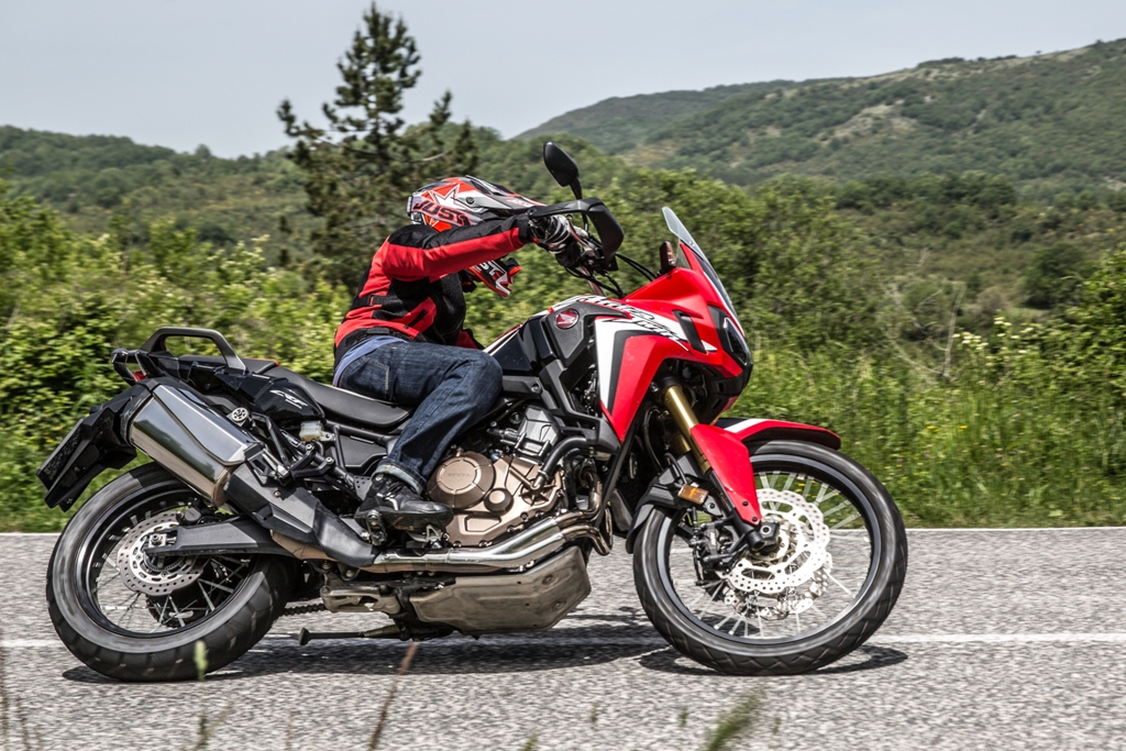 africa twin 2016, performancemag.it