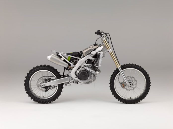 la Honda CRF450R/RX a nudo