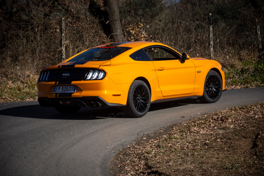 ford-mustangV8-performancemag.it