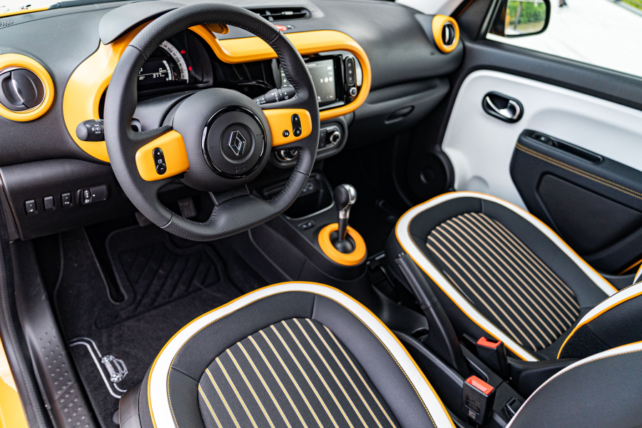 prova.newTWINGO2019-performancemag.it