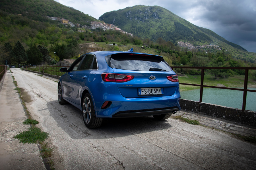 prova-KIA-CEED2019-performancemag.it