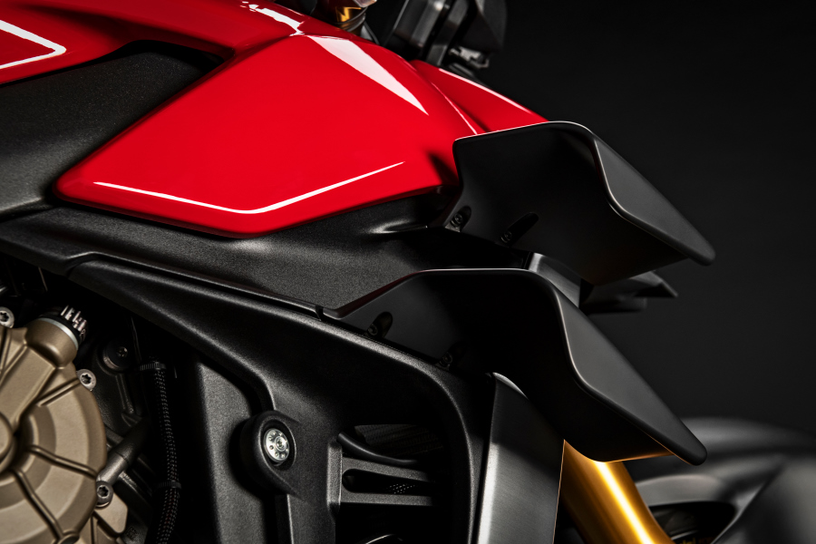 ducatipremiere2020-streetfighter-performancemag.it