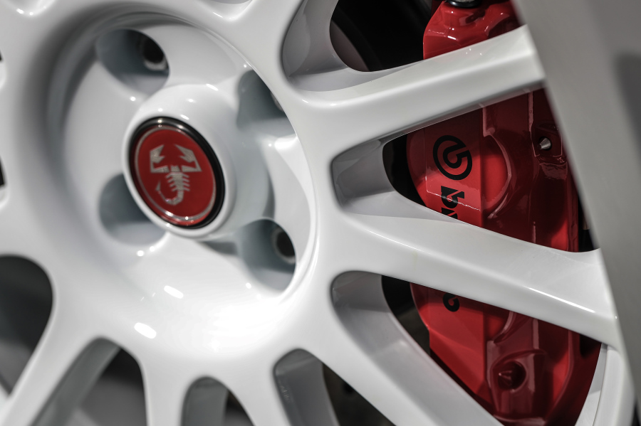 prova-abarth595esseesse-performancemag.it