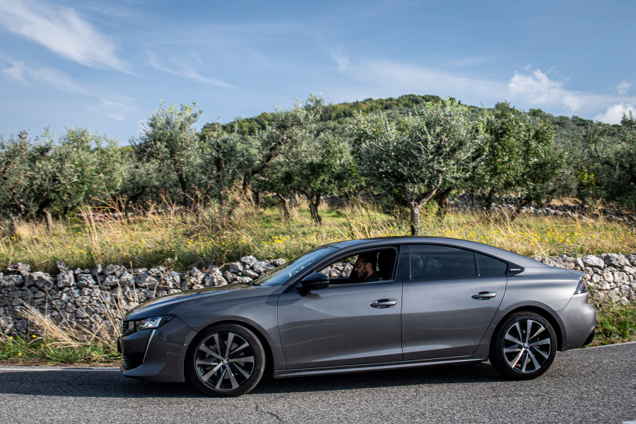 nuova-peugeot508-performancemag.it