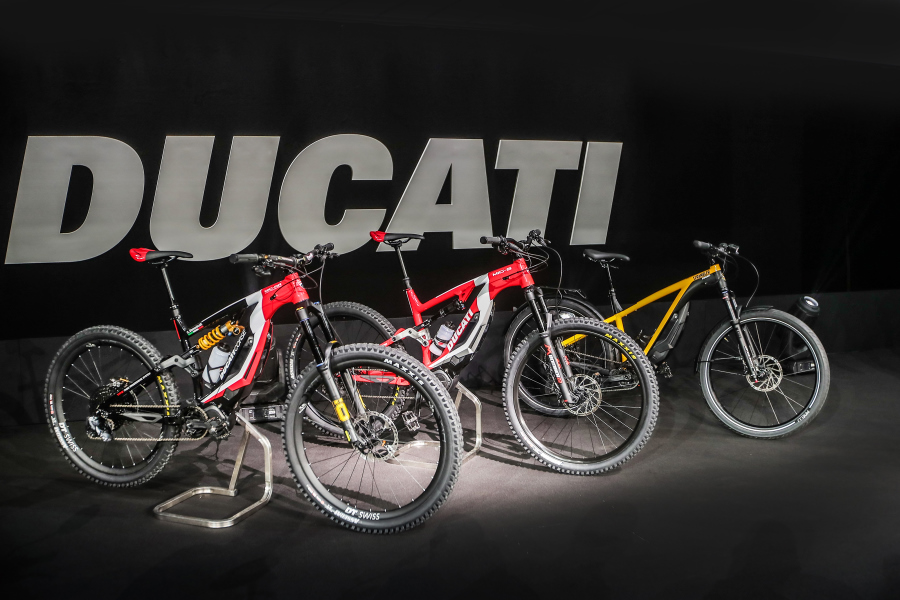 ebike-ducati2020-eicma-performancemag.it