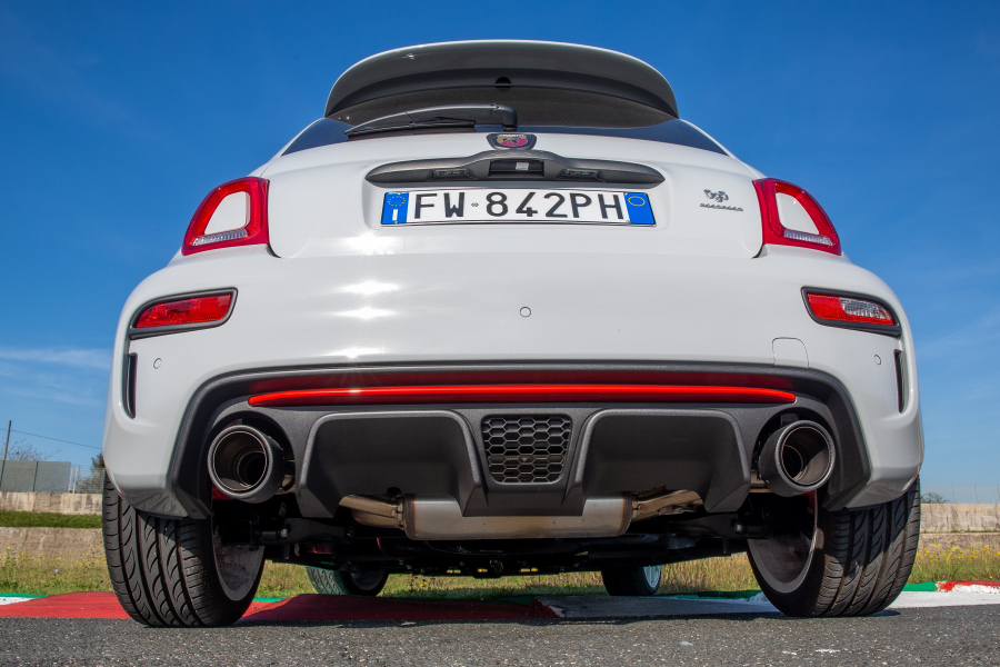 prova-abarth595esseesse-performancemag.it