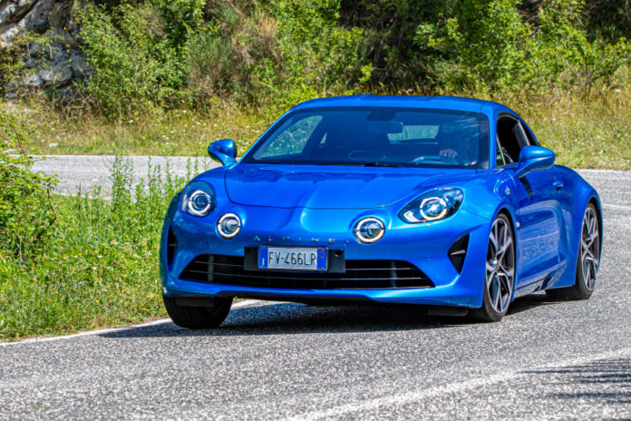 alpineA110-prova-performancemag.it2019