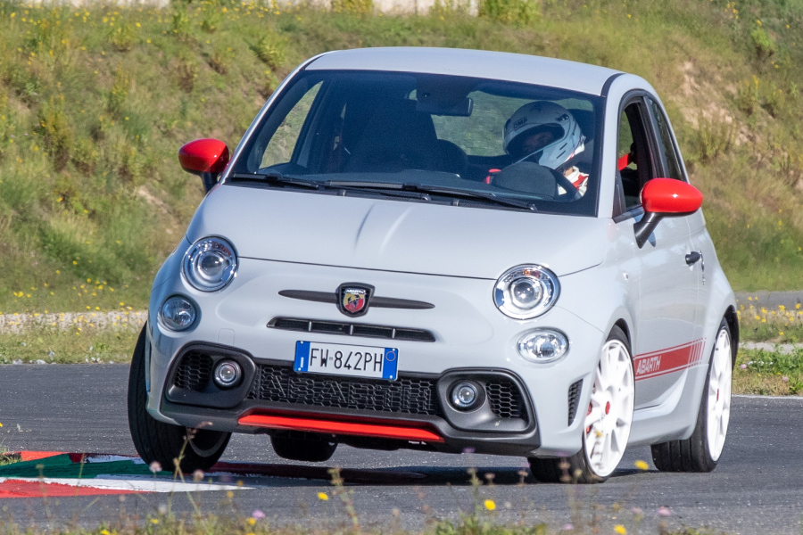 prova-abarth595esseesse-performancemag.it