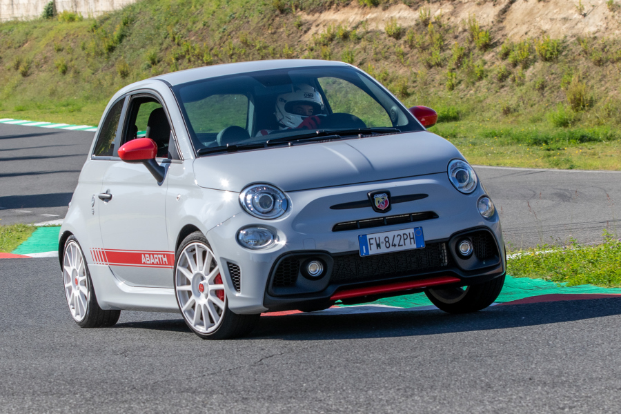 prova-abarth595esseesse-performancemag.it