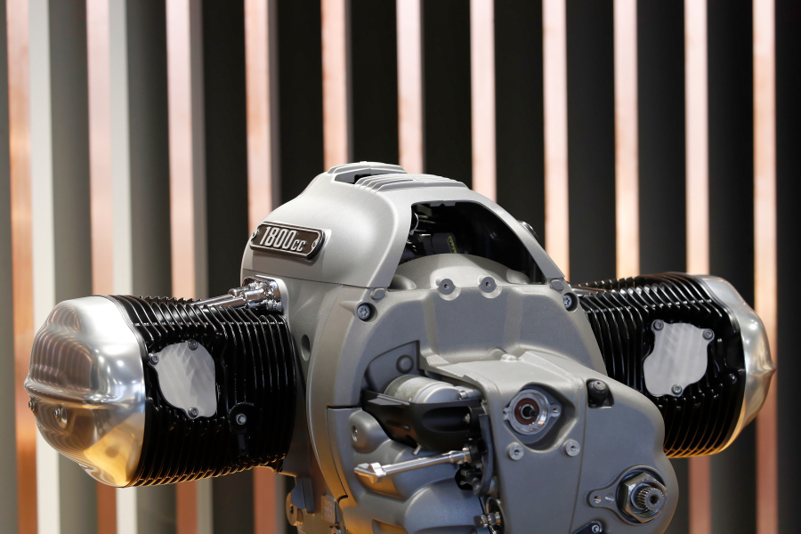 BMW boxerR18-performancemag.it