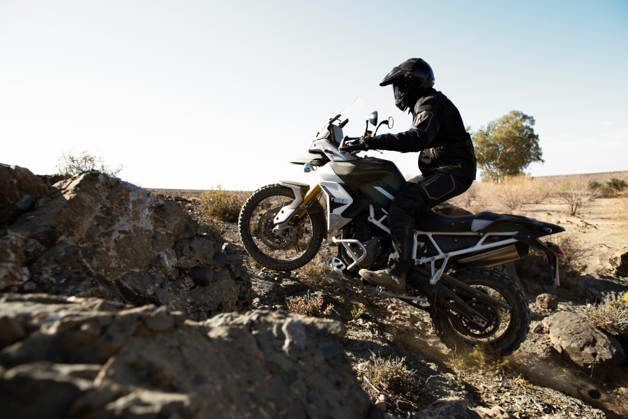 triumph tiger900-2020-performancemag.it