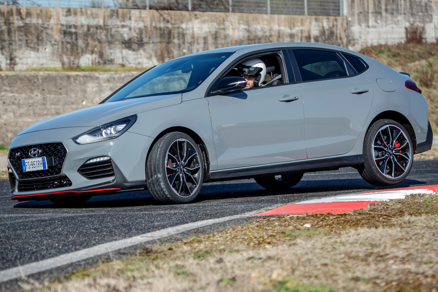 test-performancemag.it-hyundai-i30N FB