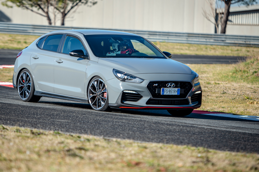 test-performancemag.it-hyundai-i30N FB