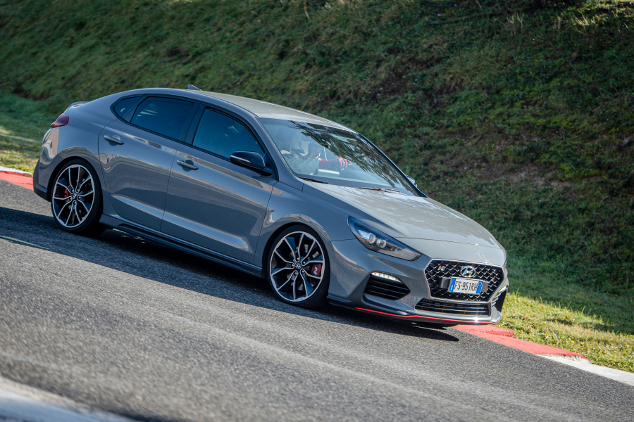 test-performancemag.it-hyundai-i30N FB