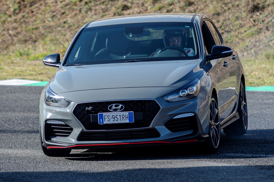 test-performancemag.it-hyundai-i30N FB