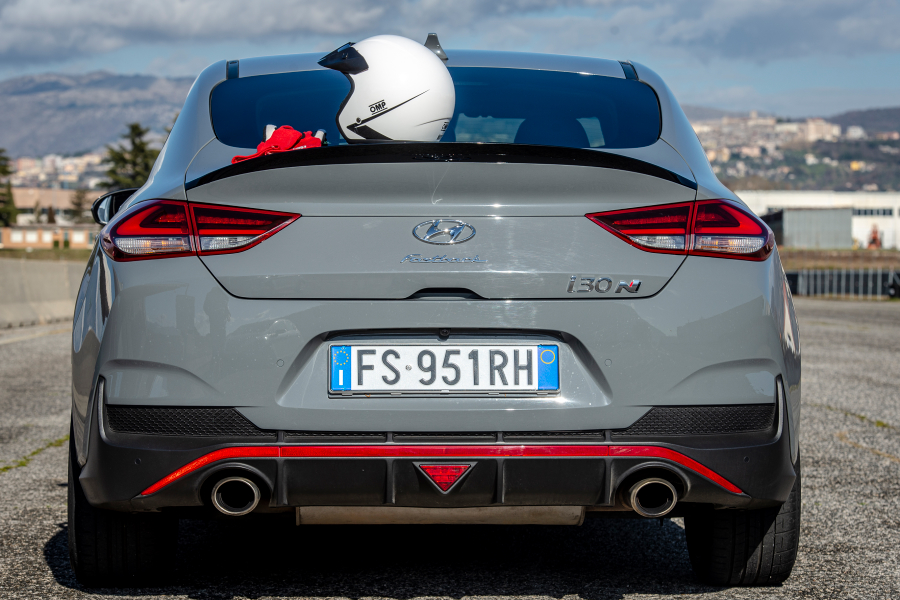 test-performancemag.it-hyundai-i30N FB