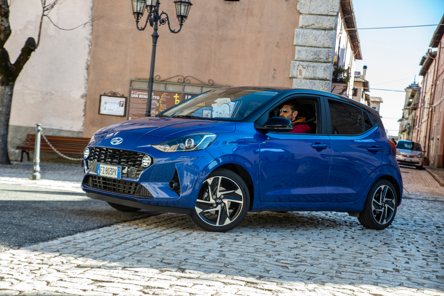 hyundai-i10test-performancemag.it