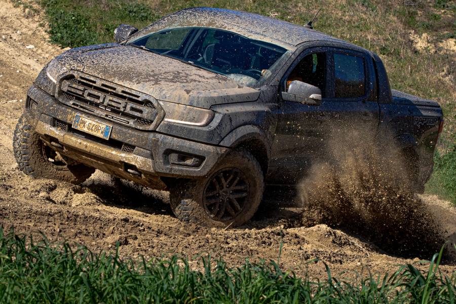 test-ford-raptor2020-performancemag.it