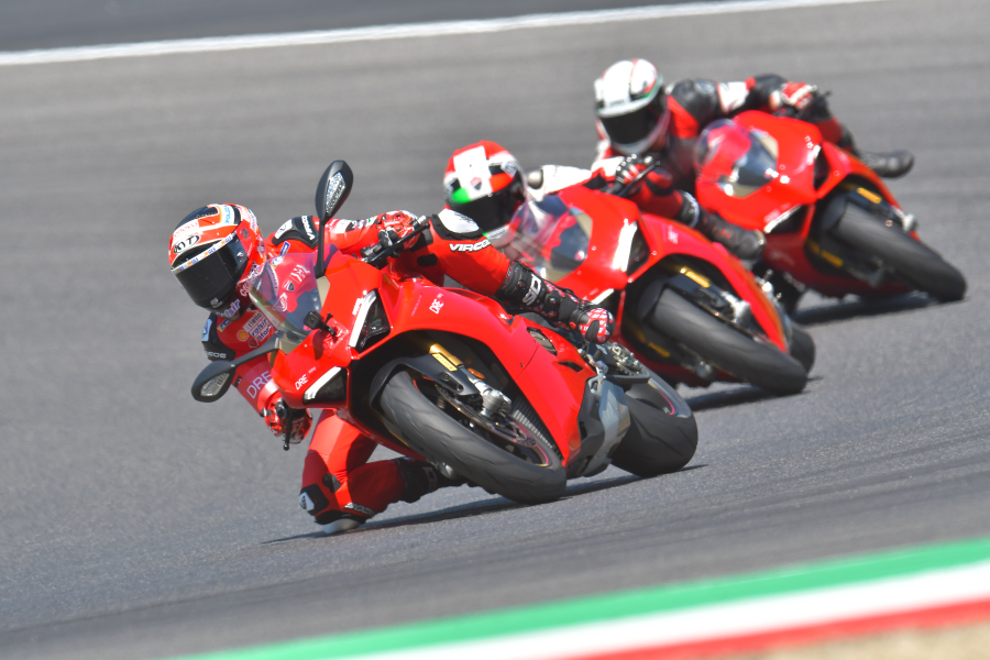  performancemag.it-ducati-DRE2020