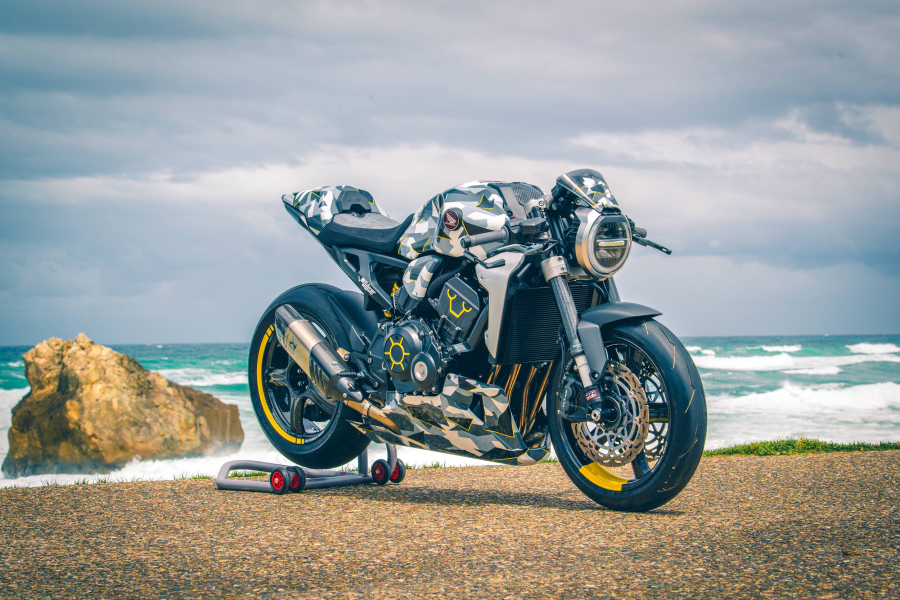 performancemag.it2020-hondaCB1000R-