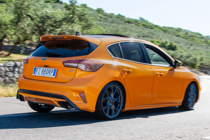 performancemag.it-ford-focusST-280CV