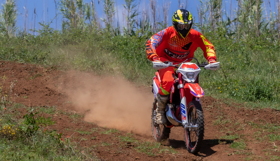 performancemag.it-BETA RR50 RACING corso