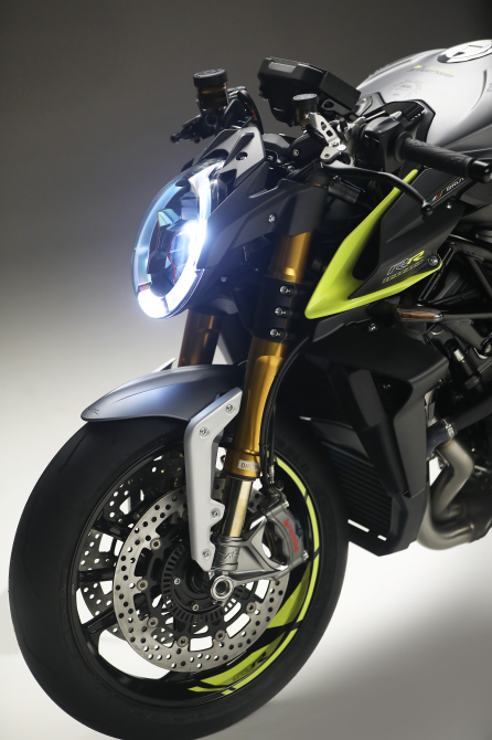 performancemag.it-MV BRUTALE 1000RR 