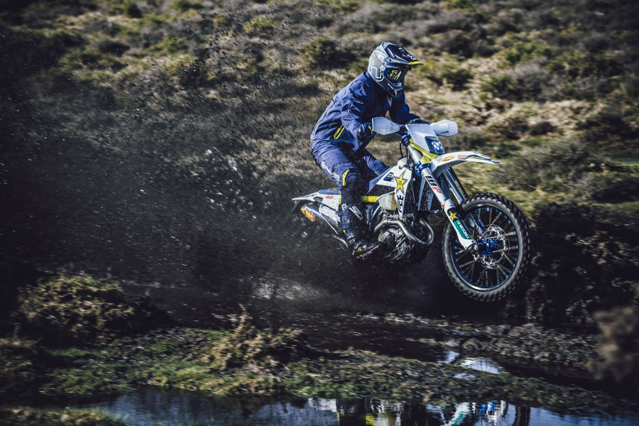 performancemag.it-husqvarna.luceLED2020