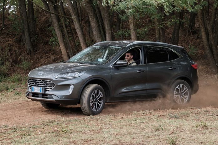 performancemag.it-test FORD KUGA ECOBLUE HYBRID 2020