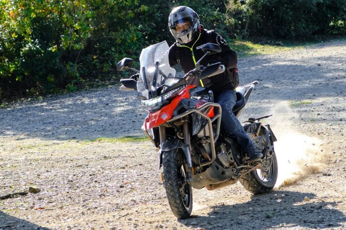 HOME ZONTES PERFORMANCEMAG.I