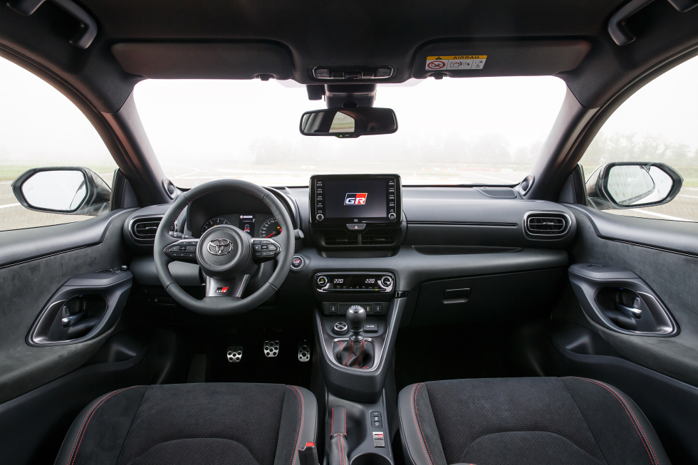 performancemag.it2020-toyota GR Yaris
