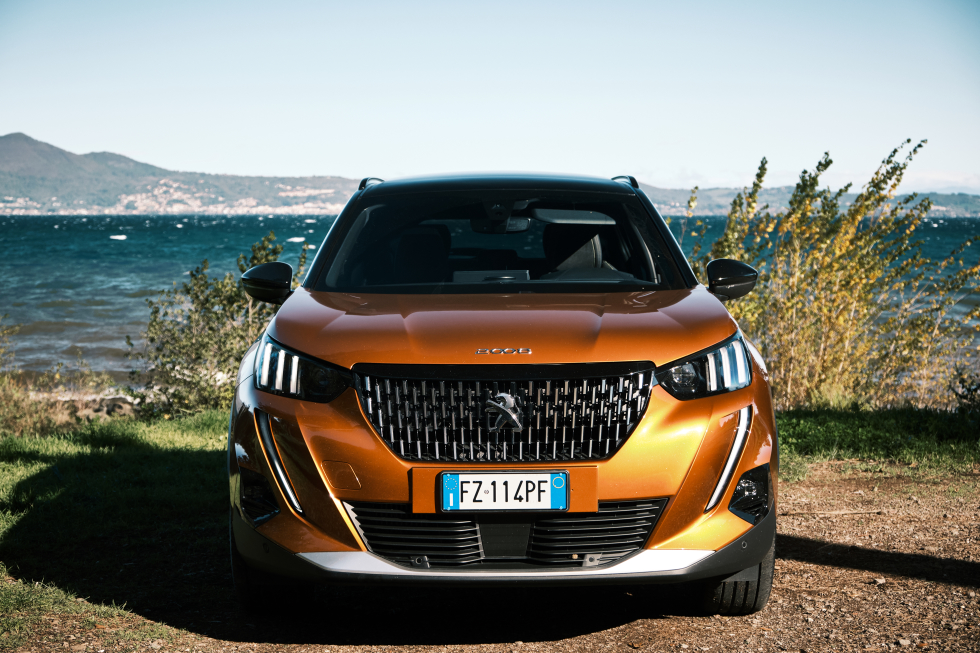 nuova-PEUGEOT-2008-performancemag.it