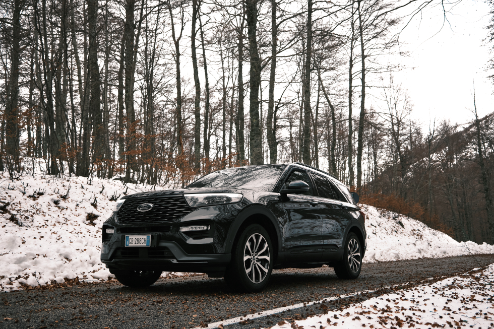 Ford Explorer plug-in hybrid 2021-performancemag.it 2021