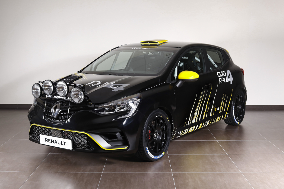 Renault-Clio-RALLY4-performancemag.it-2021-