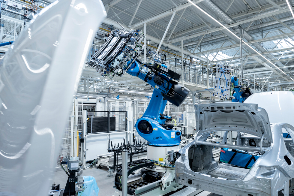 	factory56-mercedes benz-performancemag.it 2021