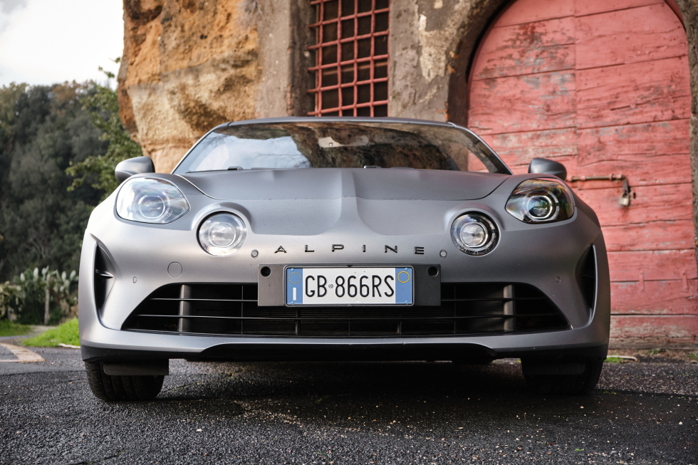 Alpine A110S - performancemag.it 