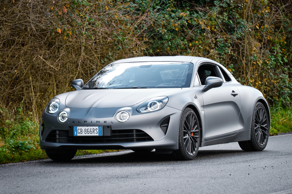 Alpine A110S - performancemag.it 