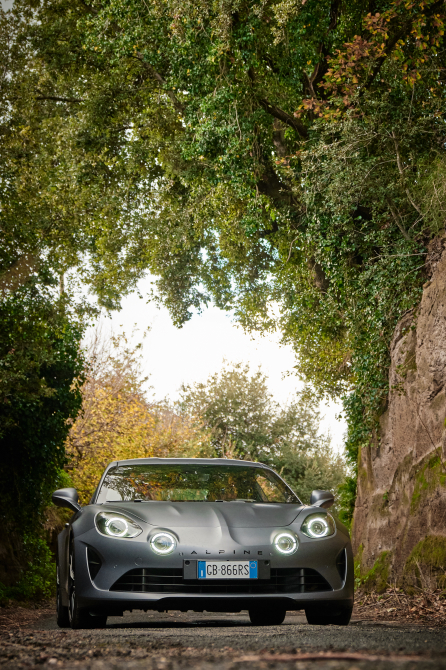 Alpine A110S - performancemag.it 