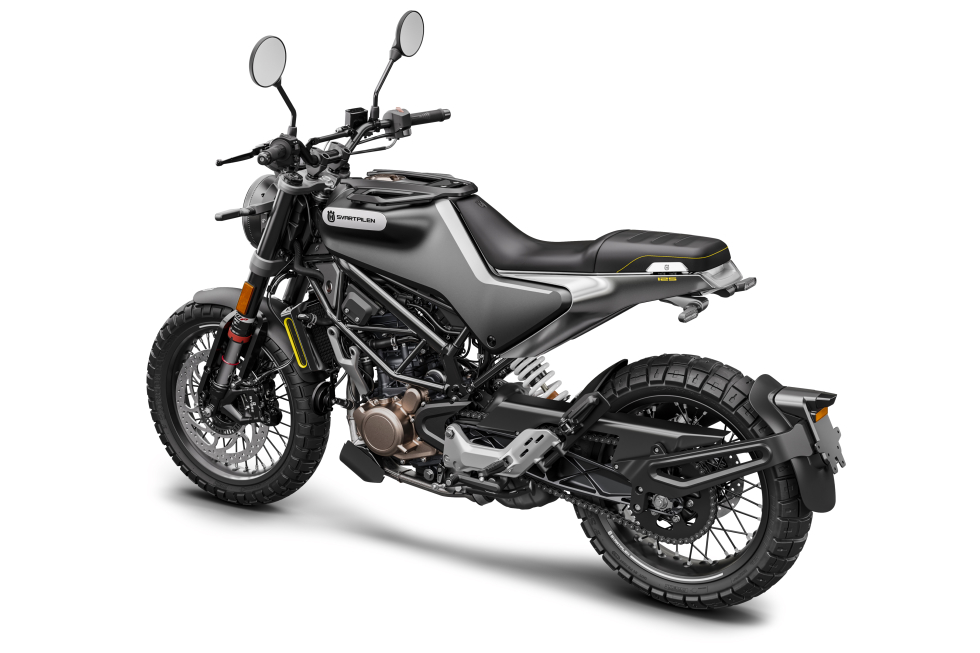 husqvarna-svartpilen125-performancemag.it-2021